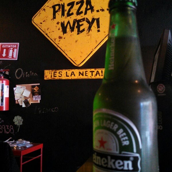 Photo taken at Pizza Wey by Checo&#39;u A. on 4/18/2014