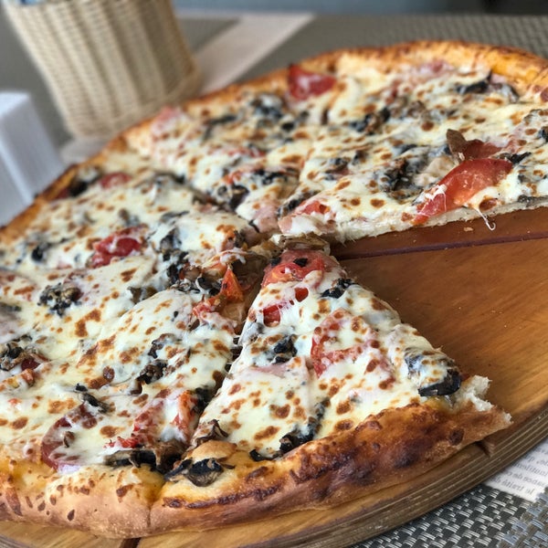 Славянск на кубани пиццерия сицилия. Сицилия пиццерия краснодар. Рестораны тихорецка. Сицилия лого. Сицилия тихорецк.