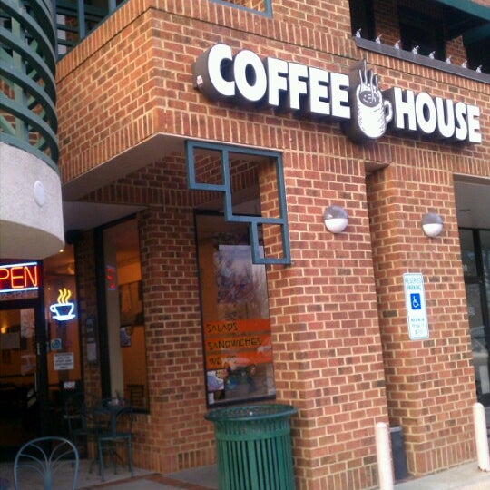 12/23/2012にCJLM C.がNew World Coffee Houseで撮った写真