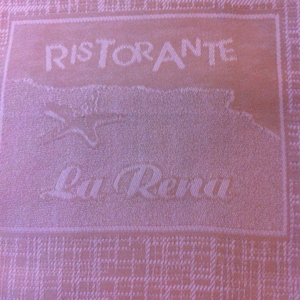 รูปภาพถ่ายที่ Ristorante La Rena โดย Saad เมื่อ 12/25/2012