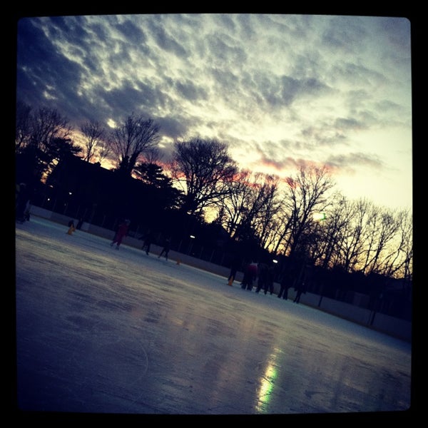 Web photos 9 see what your friends are saying about grant park ice skating rink. Grant Park Ice Skating Rink Skating Rink in Hewlett