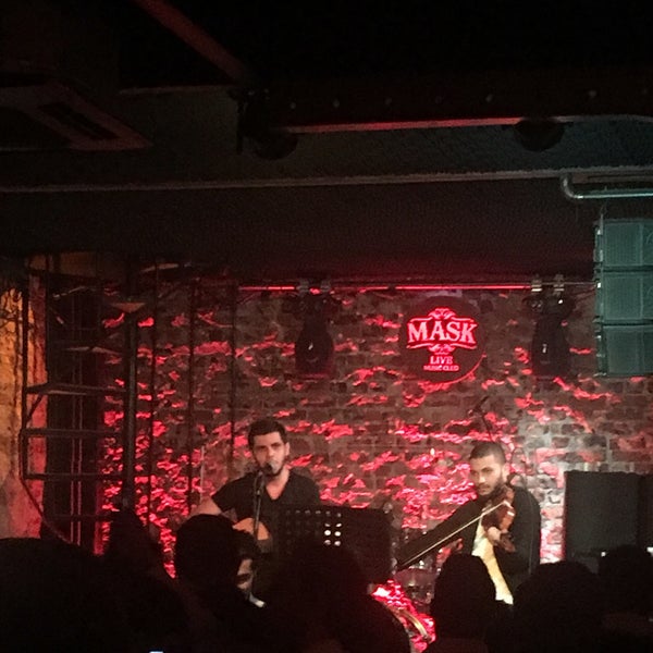 4/15/2017에 &amp;&amp; Serap &amp;&amp;님이 Mask Live Music Club에서 찍은 사진