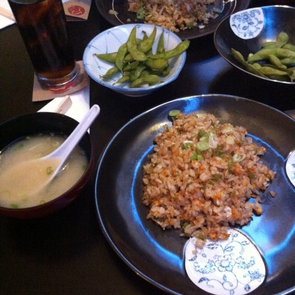 10/24/2014にMaria H.がHamachi Restaurante Japonés &amp; Sushi Houseで撮った写真