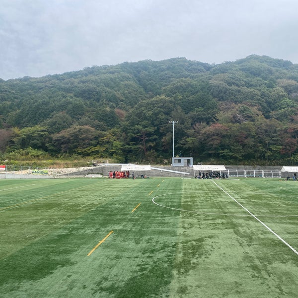 Photos At 高川学園高等学校 中学校 サッカー場 台道3635