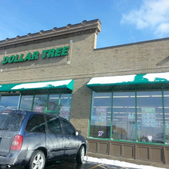 Dollar Tree Discount Store in Milwaukee