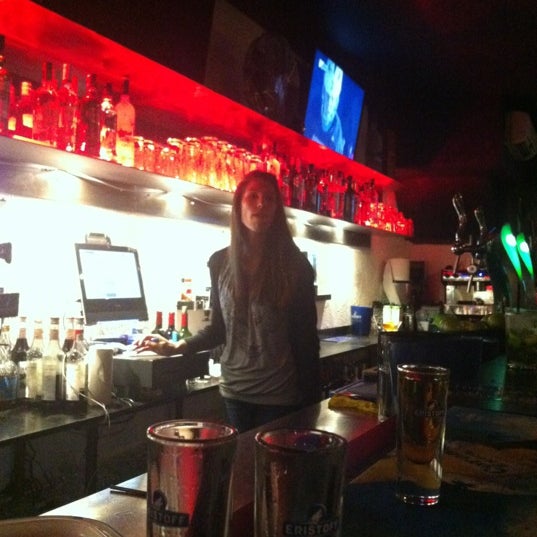 Foto diambil di Le Bar d&#39;Ixelles oleh Theo M. pada 10/10/2012