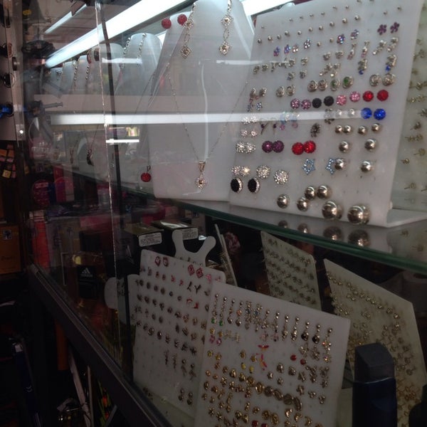 Андромеда мурманск алкоголь. Андромеда логотип медицинский. Тц андромеда трудовое. Ул гоголя 60 липецк андромеда. Полярные зори, дом 22.