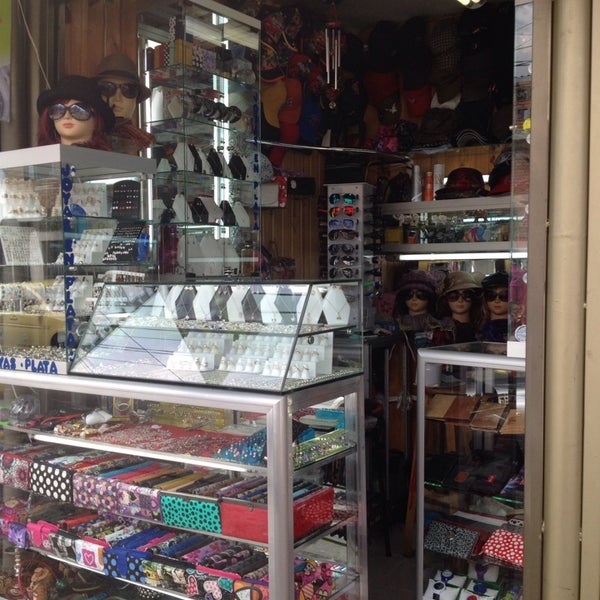 Андромеда мурманск. Тц андромеда владивосток. Андромеда мурманск. Андромеда магазин. Андромеда ноябрьск.