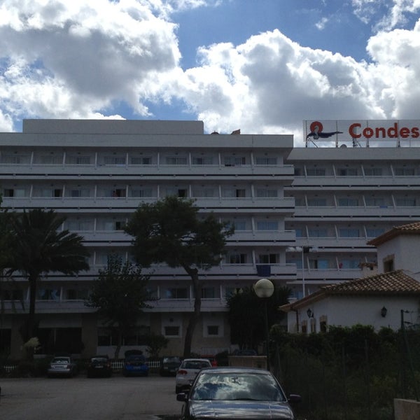 Photo taken at Hotel Condesa de la Bahía by Eugenie on 9/18/2013