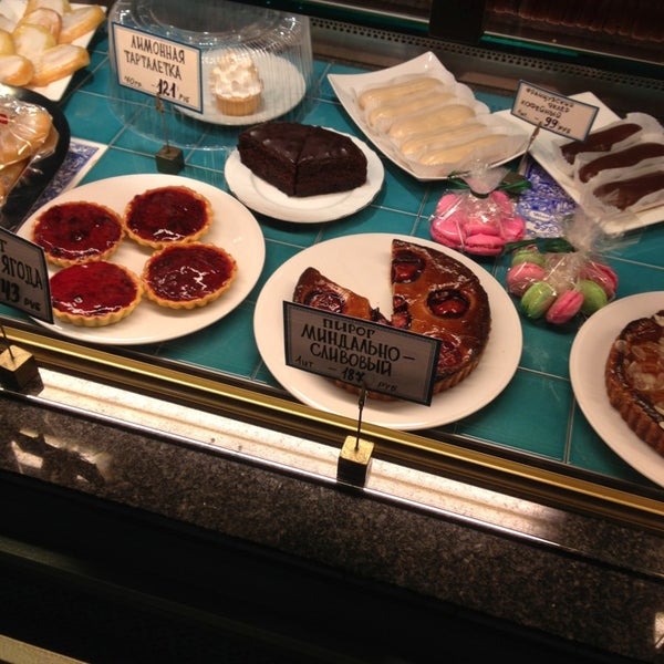 буланжери эклеры. выпечка в кондитерской буланже. буланже томск кирова 5а. буланже томск проспект ленина 133. буланже томск каталог.