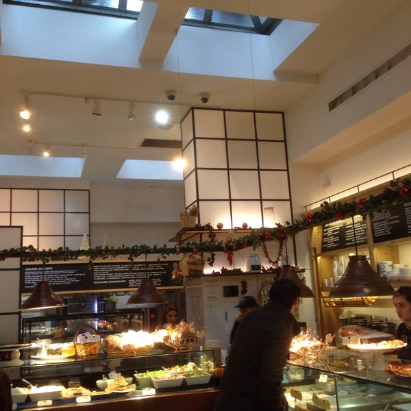 11/30/2016にNamüがPi Greek Bakerieで撮った写真