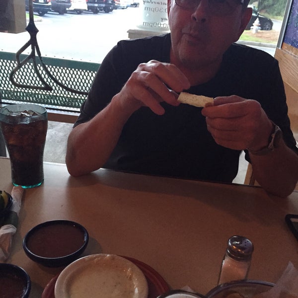 Photo taken at La Parrilla Mexican Restaurant by Betsy S. on 9/9/2015