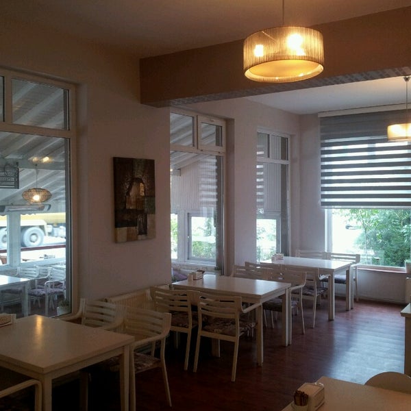 9/17/2013에 Ömer A.님이 Gurme&#39;s Cafe &amp; Bistro에서 찍은 사진