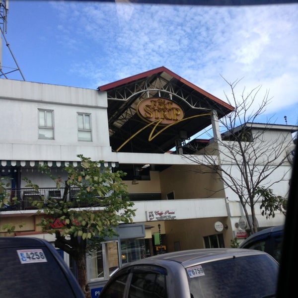 The Fort Strip Bonifacio Global City