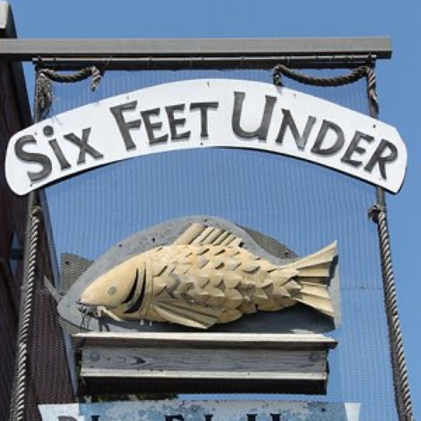 11/22/2019에 Chris M.님이 Six Feet Under Pub &amp; Fish House에서 찍은 사진
