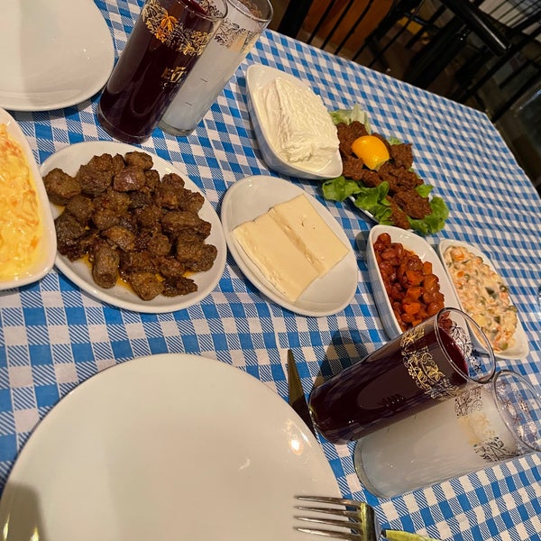 Photo taken at Kumsal &amp; İnci Restaurant by Burak B. on 12/23/2021