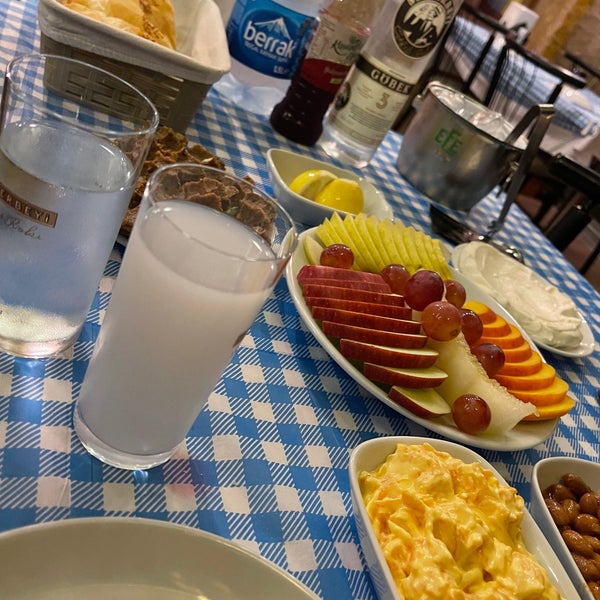 Photo taken at Kumsal &amp; İnci Restaurant by Burak B. on 9/15/2021