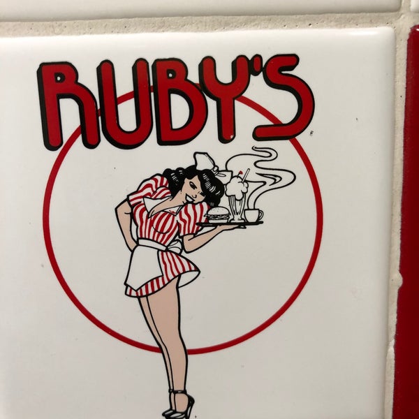 Снимок сделан в Ruby&#39;s Diner пользователем Nick H. 11/17/2019