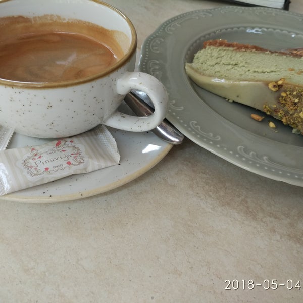 5/4/2018에 Светлана В.님이 Pinavija Bakery &amp; Tea Room에서 찍은 사진