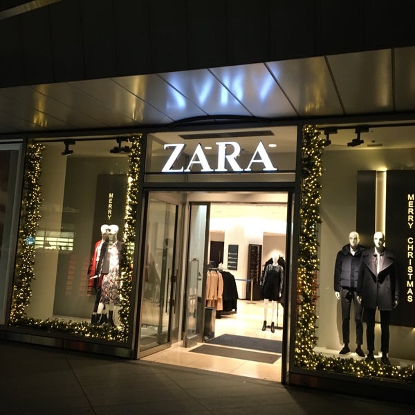 Photos At Zara Clothing Store In 六本木 Photos At Zara Clothing Store In 六本木