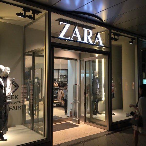 Photos At Zara Clothing Store In 六本木 Photos At Zara Clothing Store In 六本木
