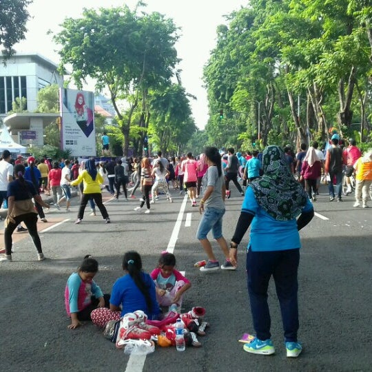 Photos At Car Free Day Darmo Jl Raya Darmo