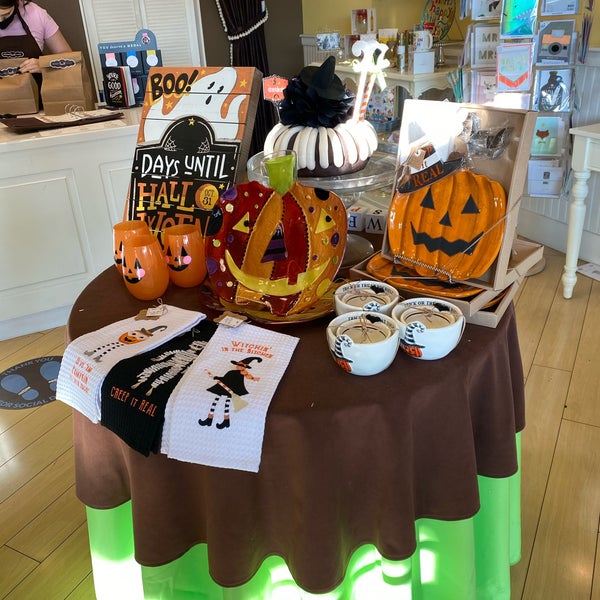 Nothing Bundt Cakes Centennial Hills Las Vegas, NV