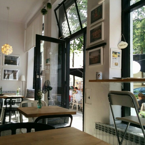 Foto tirada no(a) Kubek w Kubek Cafe por Andrej em 7/5/2014
