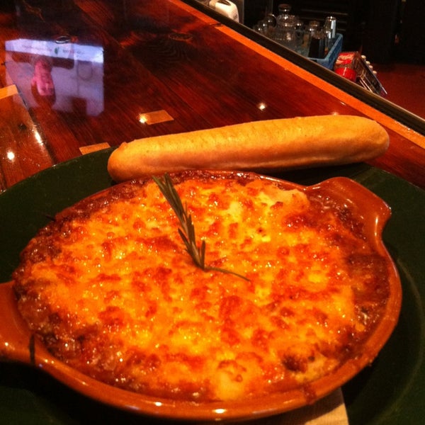 3/14/2013 tarihinde Cheryl M.ziyaretçi tarafından MacKenzie River Pizza, Grill &amp; Pub'de çekilen fotoğraf