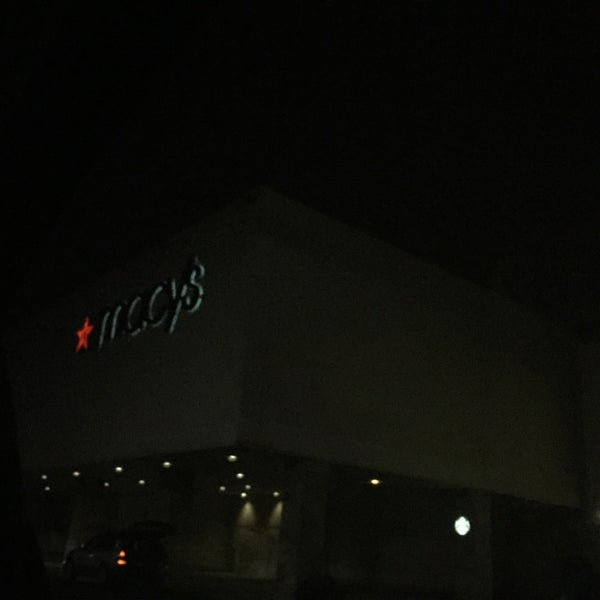 Macy's Outlet Store in Wauwatosa