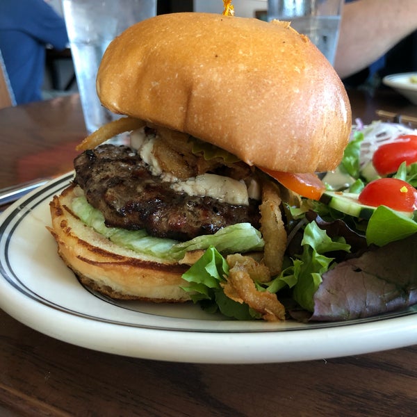 7/1/2019 tarihinde Jimmy C.ziyaretçi tarafından Jack&#39;s Prime Burgers &amp; Shakes'de çekilen fotoğraf
