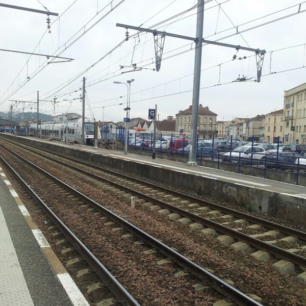 Photo taken at Gare SNCF d&#39;Agen by Ehab A. on 10/22/2013