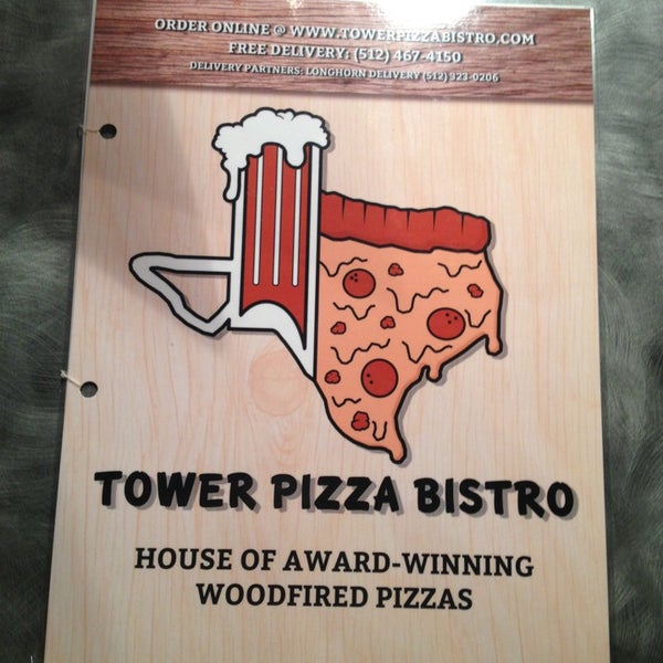 รูปภาพถ่ายที่ Tower Pizza Bistro โดย Aziz เมื่อ 9/9/2013