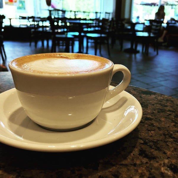 Photo taken at Peet&#39;s Coffee &amp; Tea by Andy H. on 7/15/2015