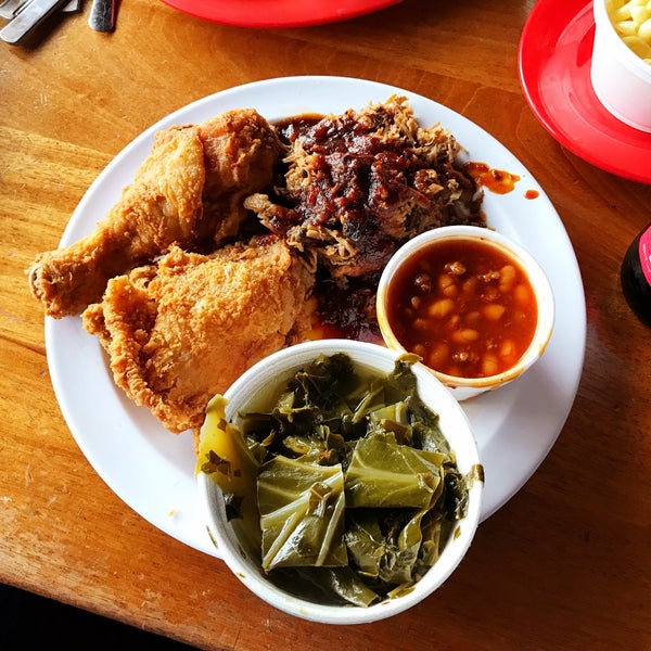 Fried Chicken,Catfish and Collared Greens are the standout winners. Sugar tea tasted peculiar on my visit.