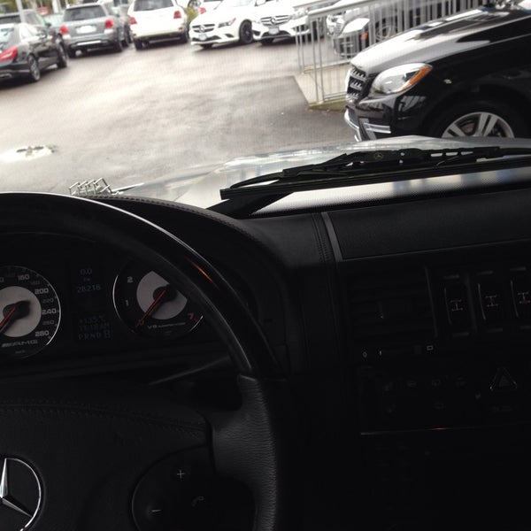 10/19/2013にShari T.がMercedes-Benz Richmondで撮った写真