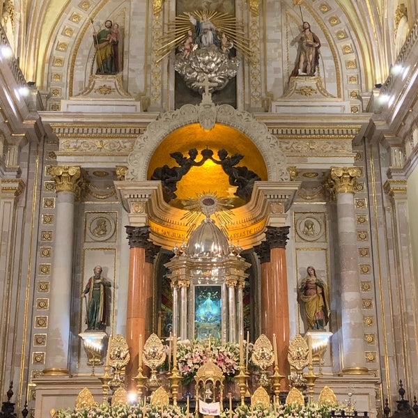 Photo taken at Basílica de la Virgen de San Juan de los Lagos by Benpresent M. on 1/26/2020