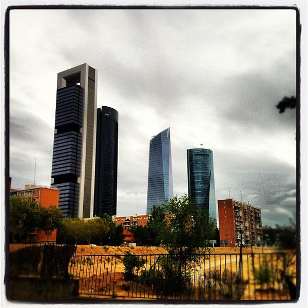Photo taken at Tryp Madrid Chamartin by Sergio Z. on 9/27/2012