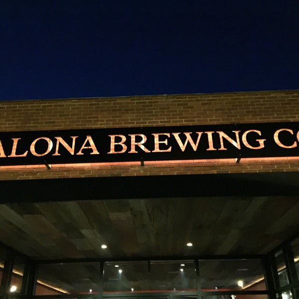 9/27/2015 tarihinde Coryziyaretçi tarafından Kalona Brewing Company'de çekilen fotoğraf