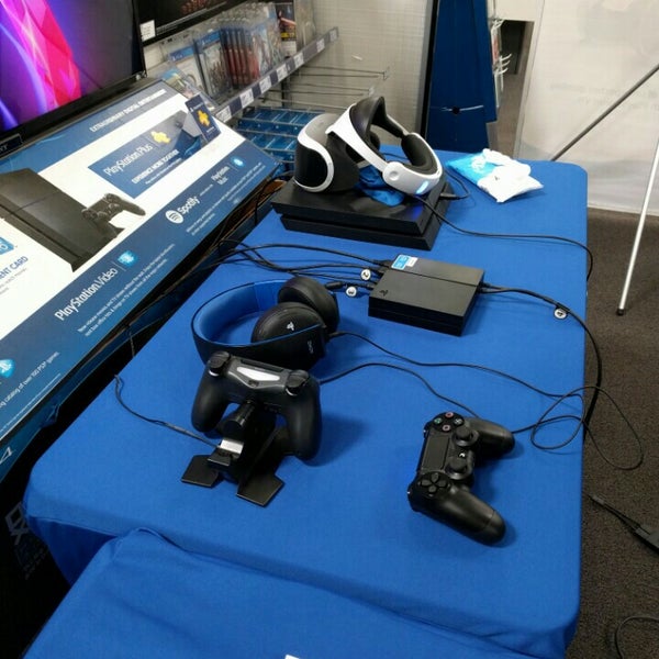 Photos at Best Buy Electronics Store in Sterling