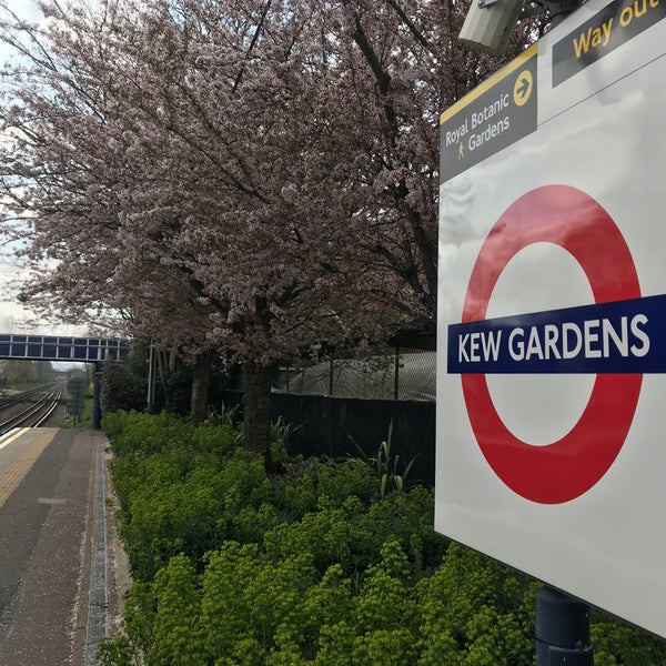 Photos at Kew Gardens Underground Station Station App