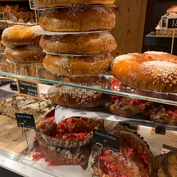 Photo taken at Pâtisserie Maison Richard by Niels M. on 1/5/2019