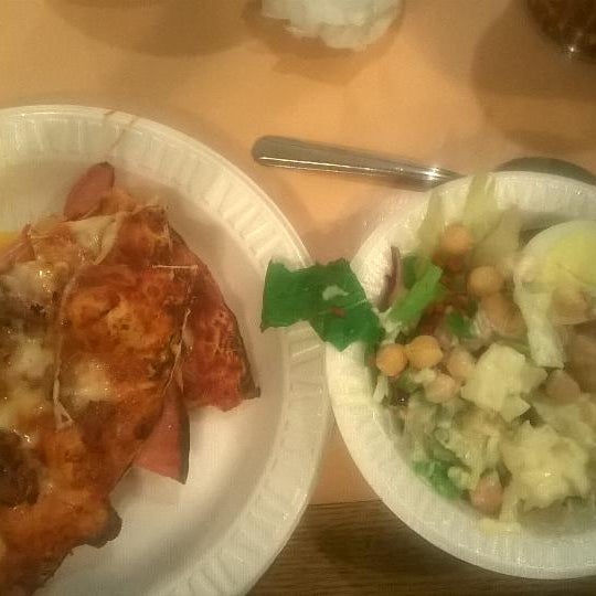 Pizza Garden 1017 N H St