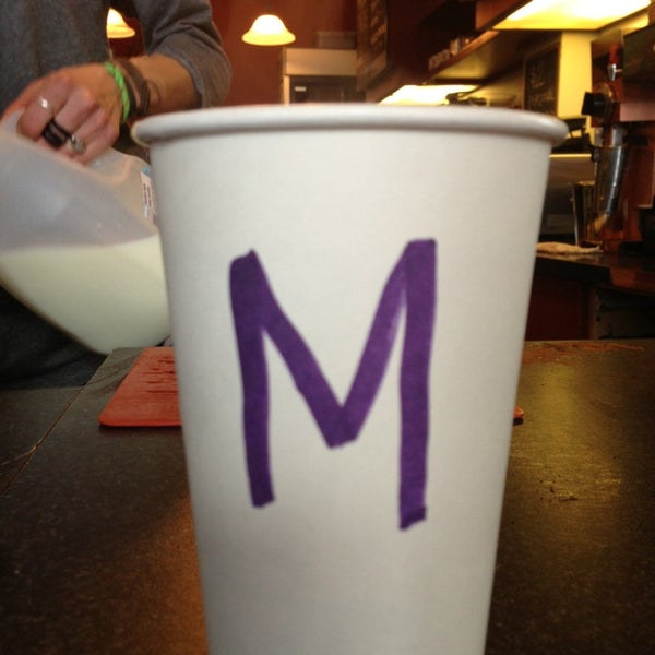 1/30/2013にRuss Hayが2% Jazz Coffeeで撮った写真