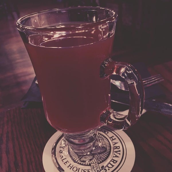 Photo taken at John Harvard&#39;s Brewery &amp; Ale House by Aradhna M. on 12/24/2015