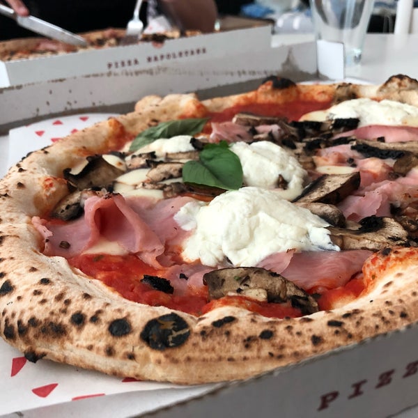 For my money the absolute best pizza in Stockholm at the moment. Real traditional Naples pizza which is on par with what you would get in Italy.