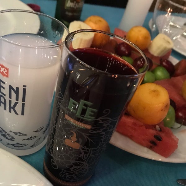 Снимок сделан в Ali Usta Balık Restaurant пользователем Nazlıcan A. 5/25/2019