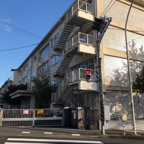 Fotos En 川崎市立 南百合丘小学校 麻生区 3 Tips De 39 Visitantes