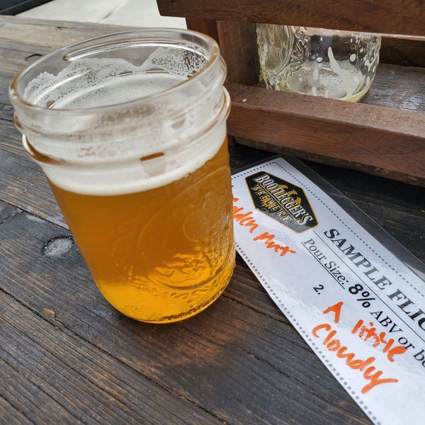 Photo taken at Bootlegger&#39;s Brewery by Matthew W. on 9/26/2019