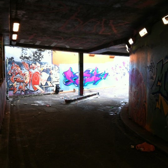 Снимок сделан в The Old Vic Tunnels пользователем Antoine C. 10/21/2012